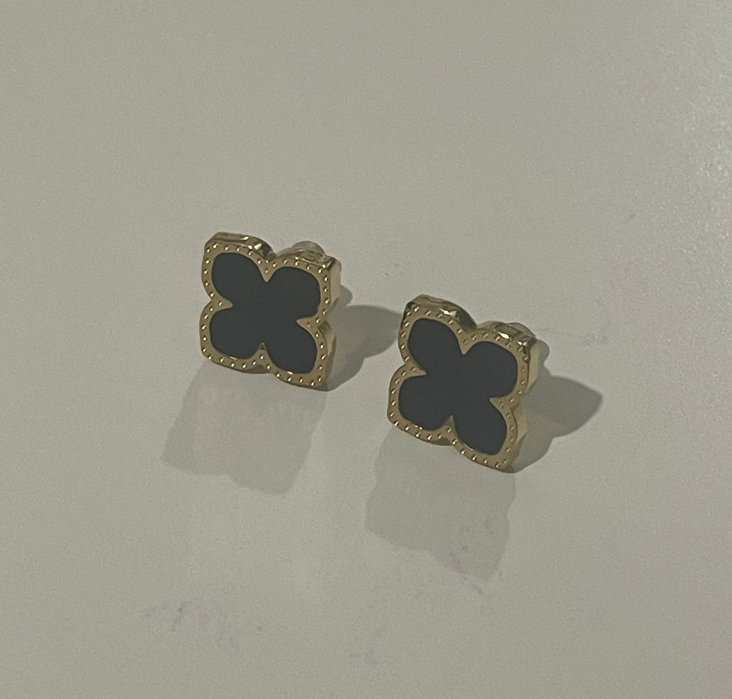 Mona Earrings