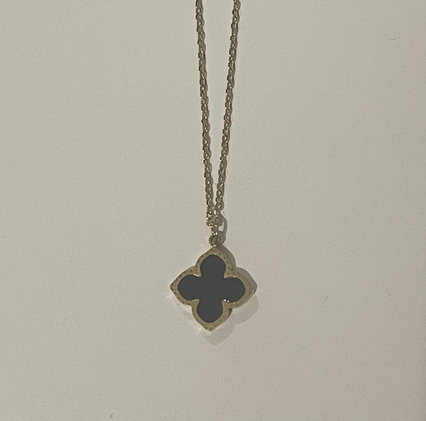 Mona Necklace