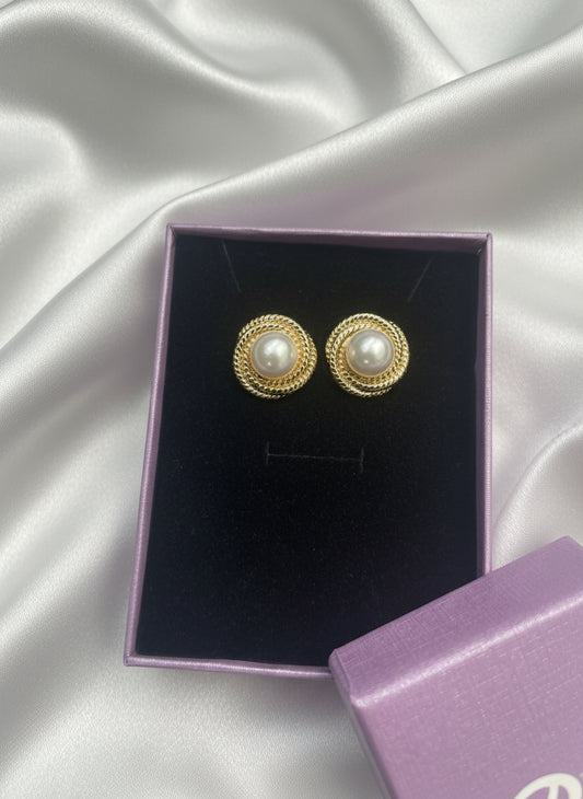 Bella Pearl Studs